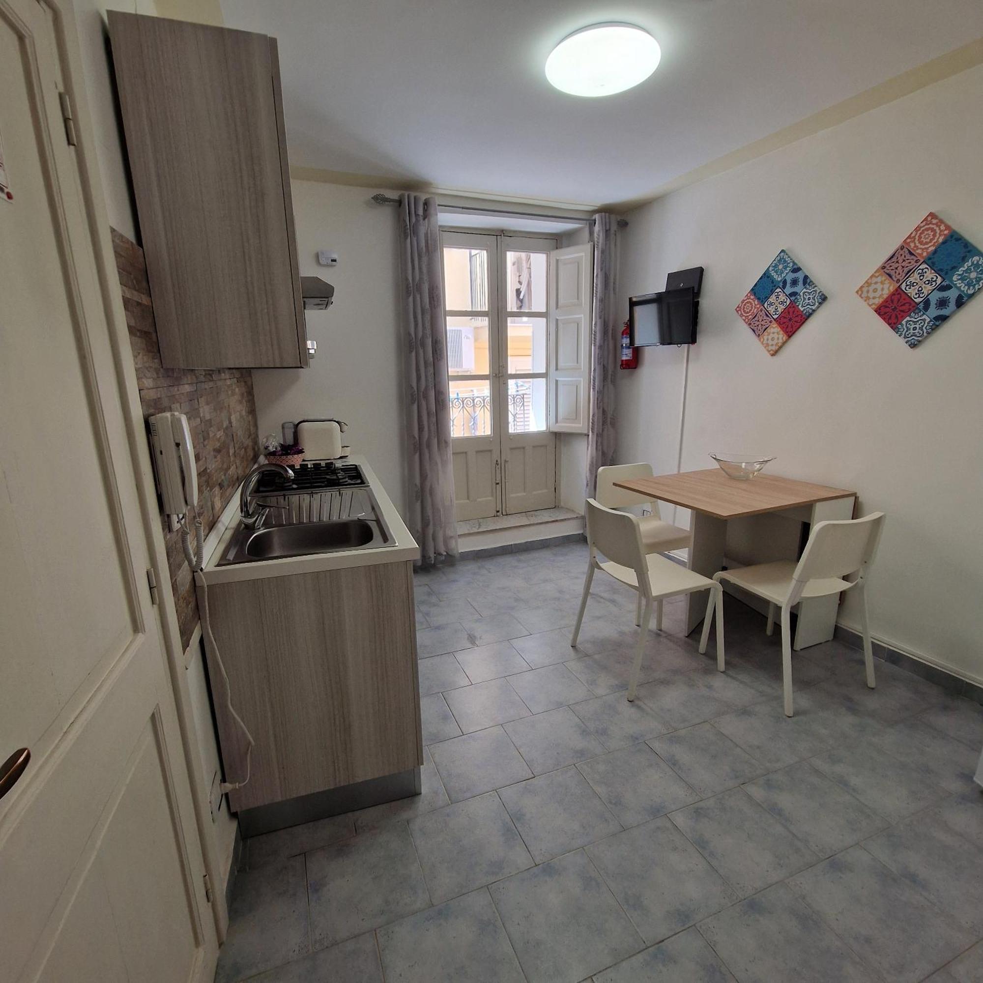 Rocksea Apartments Cefalu Bagian luar foto